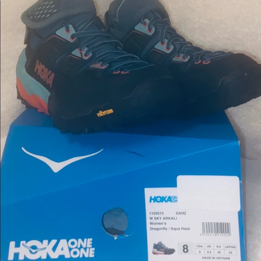 HOKA ONE ONE Sky Arkali Hiking Shoe - Women's